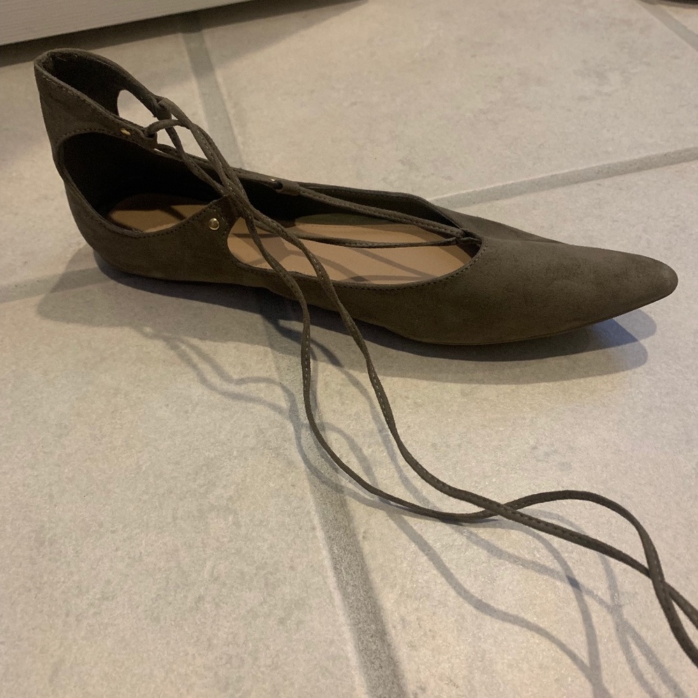 Women's Shoes Size 9